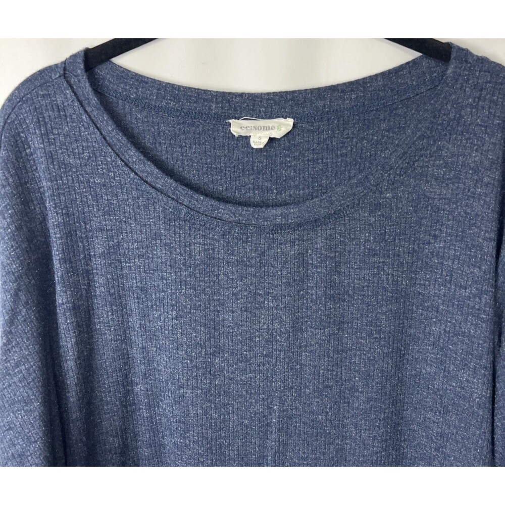 ee: some Rayon Blend Women’s Top Small Blue